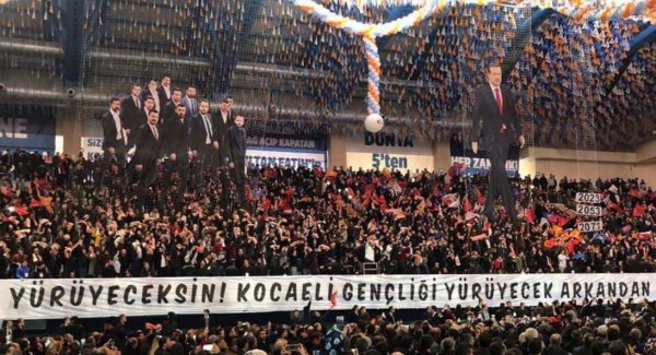 Reis bizi Afrin'e götür diye slogan attırıp bedelli yaptı