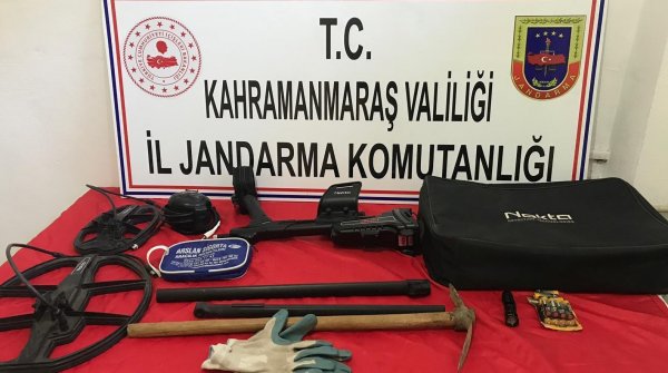 i K.Maraş'ta 5 define avcısı suçüstü yakalandı