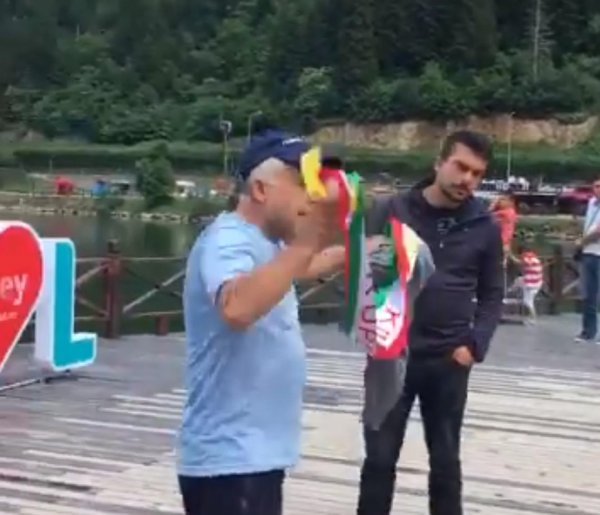 Kuzey Iraklı turistlere tepki gösteren Türk'e soruşturma