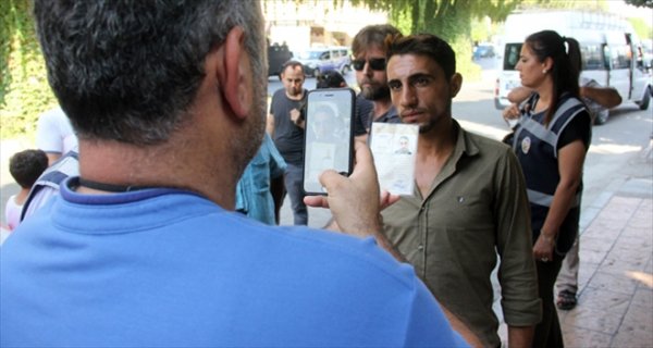 400 Suriyeli sınır dışı edildi