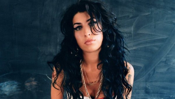 Amy Winehouse kimdir? biyografisi