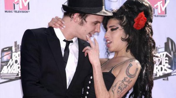 Amy Winehouse kimdir? biyografisi