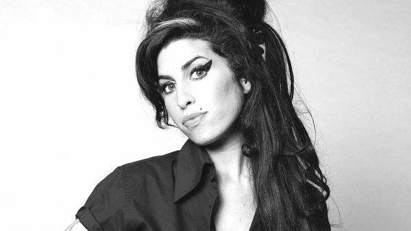 Amy Winehouse kimdir? biyografisi
