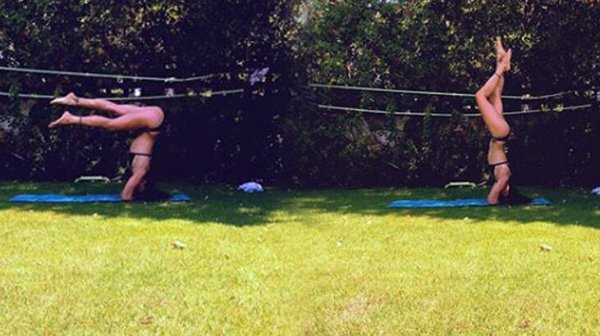 Özge Özpirinçci yogaya sardı