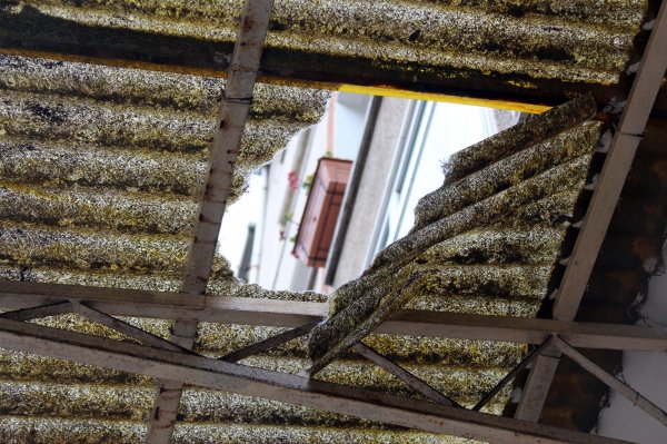 i Yalova'da 1,5 yaşındaki çocuk üçüncü kattan düştü