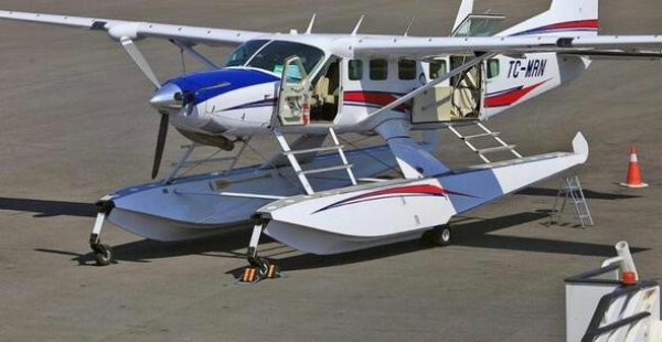 Emrah deniz uçağı alıyor