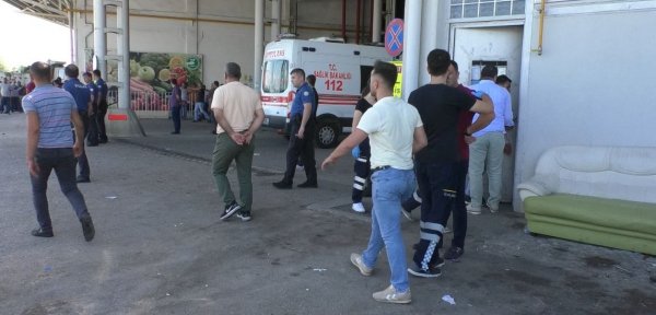 Bursa’da boşanmak isteyen çiftin aileleri birbirine girdi