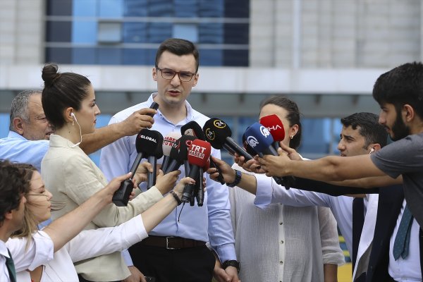 a Saldırıya uğrayan hamile kadın tahliye kararıyla yıkıldı