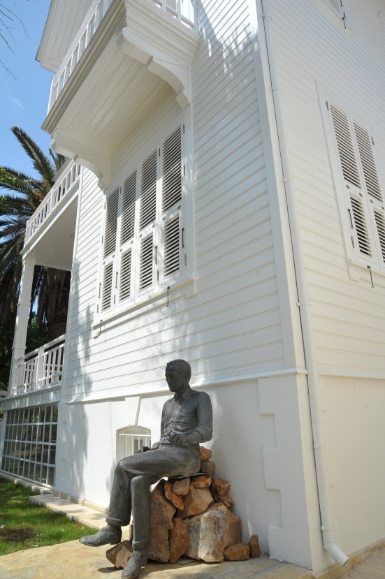 Ünlü yazar ve şairlerin yaşayan evleri 