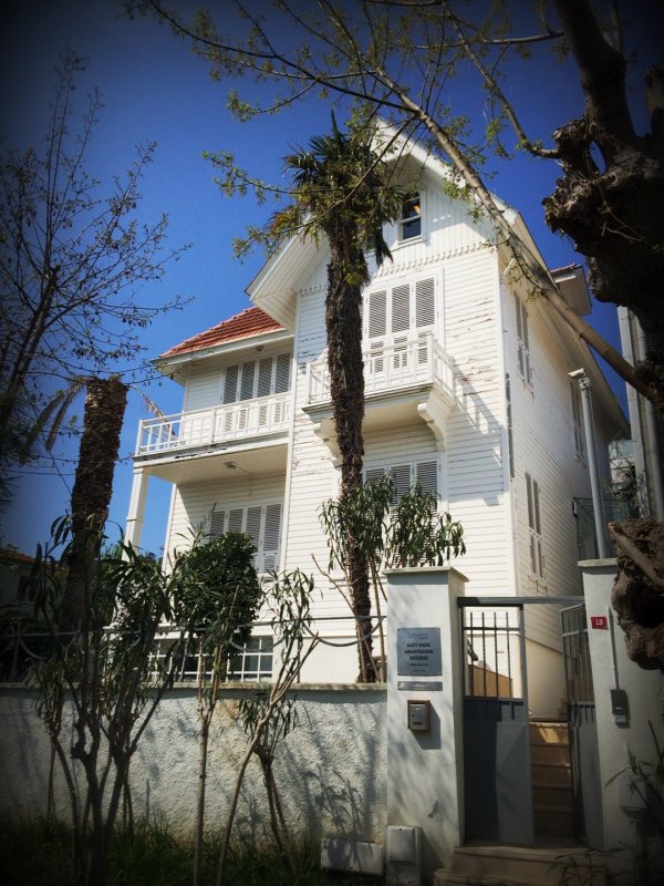 Ünlü yazar ve şairlerin yaşayan evleri 