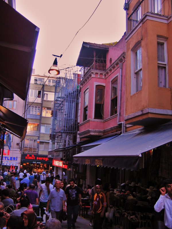 Ünlü yazar ve şairlerin yaşayan evleri 