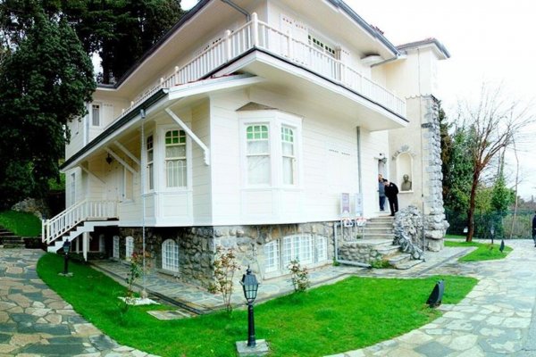 Ünlü yazar ve şairlerin yaşayan evleri 