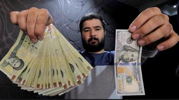 İran, riyalden 4 sıfır atıyor