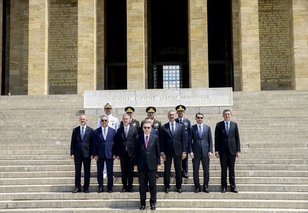 a Yüksek Askeri Şura'da alınan kararlar belli oldu