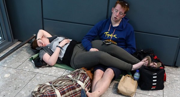 İngiliz havalimanı grev sebebiyle kapalı