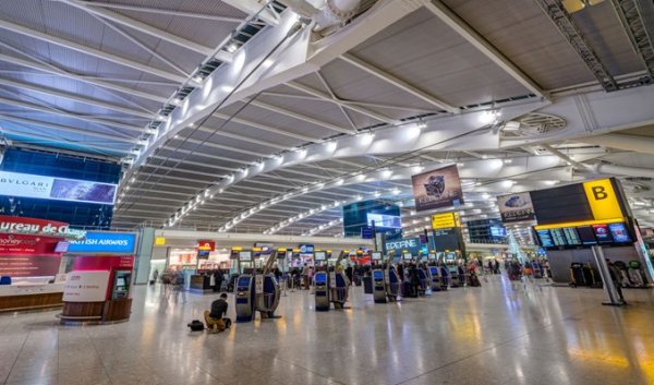 İngiliz havalimanı grev sebebiyle kapalı