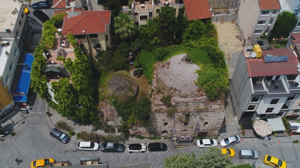 550 yıllık hamam 3,5 milyon dolara satılıyor
