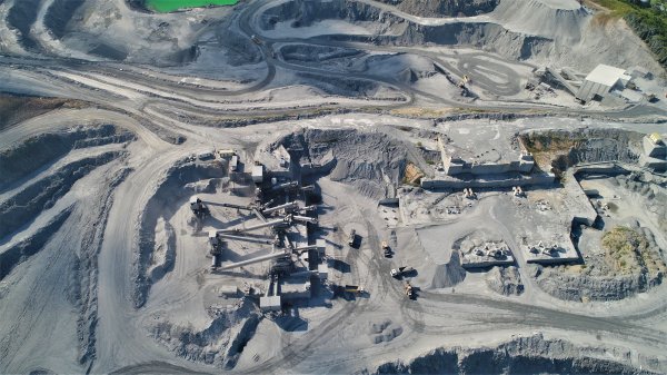 İstanbul'a taş ocaklarının verdiği zarar uydudan görüldü