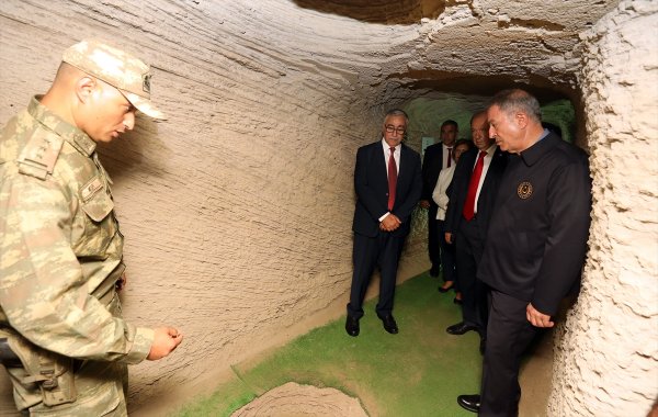 Erenköy Direnişi'nin yıl dönümünde komutanlar Kıbrıs'ta