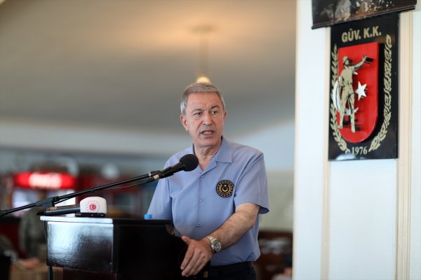 a Hulusi Akar KKTC'de: Komşularımız aklını başına alsın