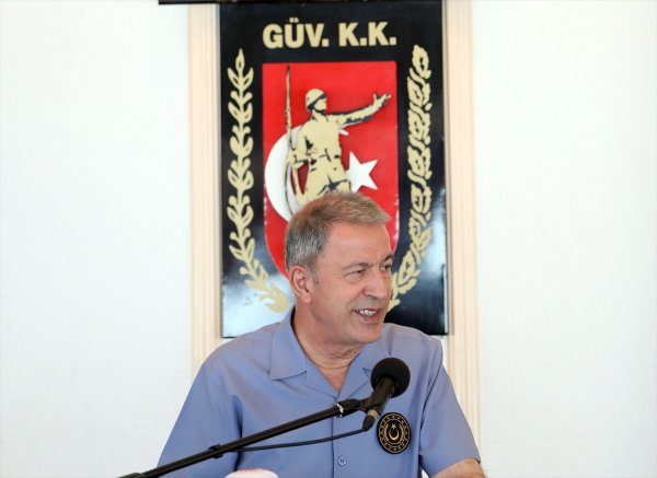 a Hulusi Akar KKTC'de: Komşularımız aklını başına alsın