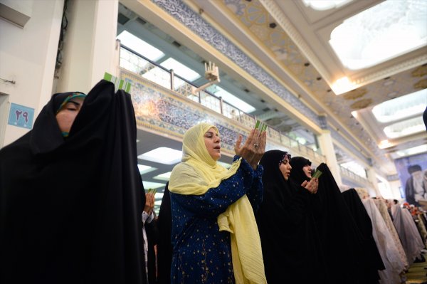 a İran'da Kurban Bayramı namazı