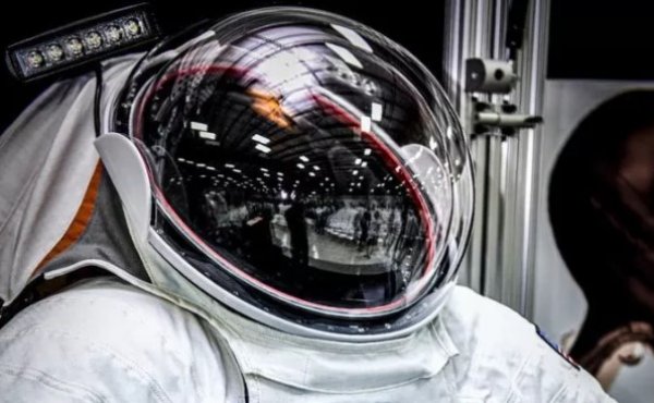 NASA, yeni kıyafetlerini tanıttı