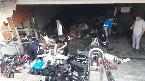 Eminönü'nde sel felaketinin ardından son durum