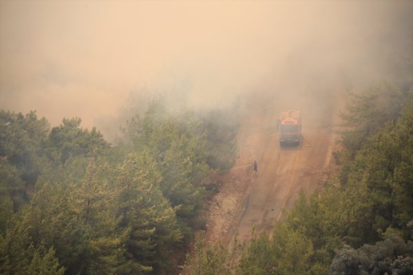 Farklı noktalarda üst üste orman yangınları