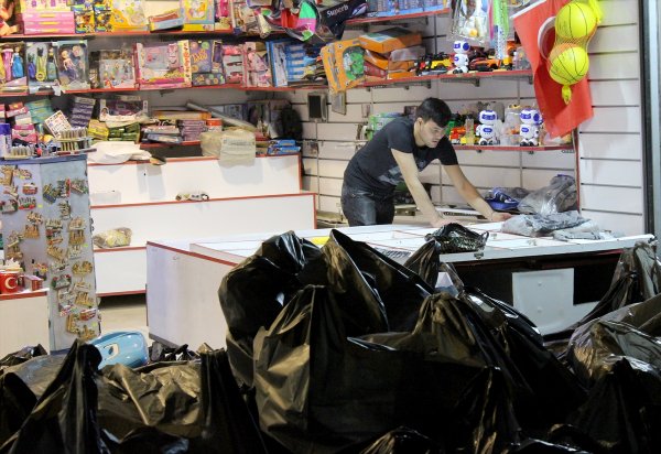 Eminönü esnafı zararın karşılanmasını bekliyor