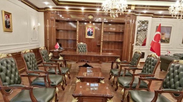 Kayyum atamalarıyla belediyelerde yeni dönem