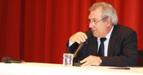 Galatasaray Lisesi'ne Fenerbahçeli müdür