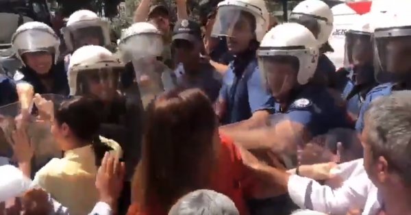 Mardin'de HDP'li gruba polis müdahalesi