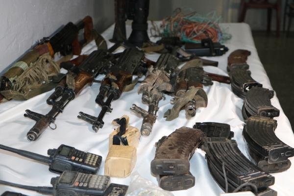 d Hakkari'de 8 teröristin öldürüldüğü anların görüntüsü