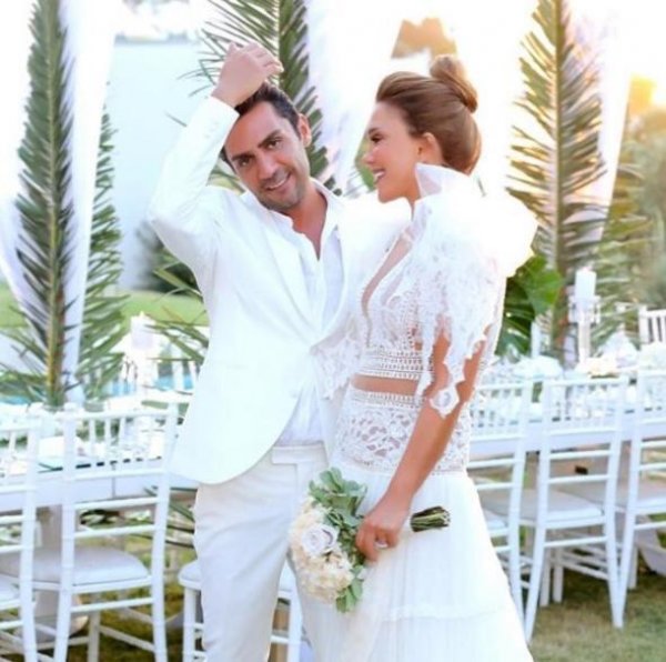 Seren Serengil, Yaşar İpek'e boşanma davası açtı