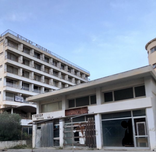 Kapalı Maraş 45 yıl sonra gazetecilere açıldı