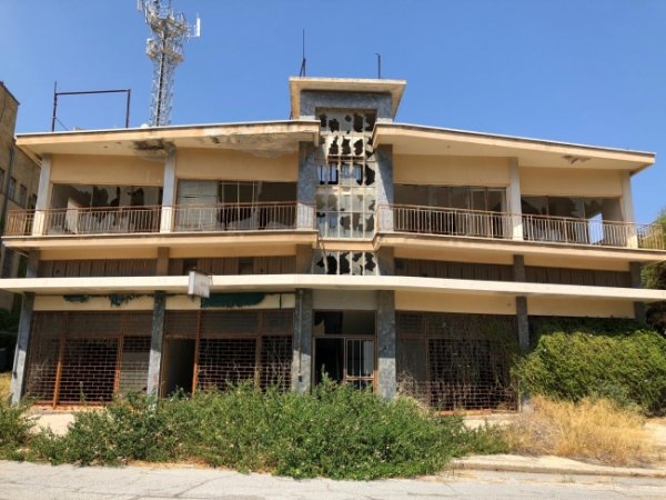 d Kapalı Maraş 45 yıl sonra gazetecilere açıldı