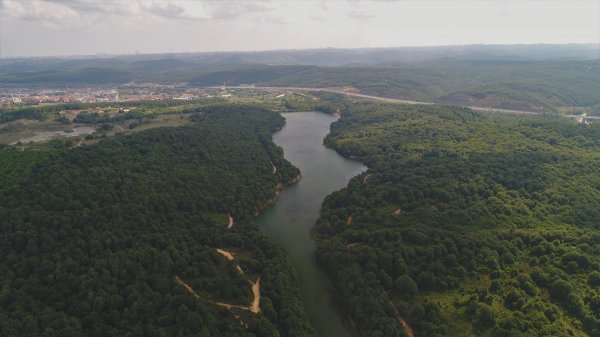 İstanbul'daki Göktürk Göleti'ni görenler hayran kalıyor