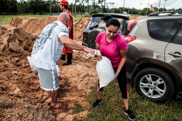 r ABD'yi tehdit eden Dorian'ın şiddeti 5'e yükseldi