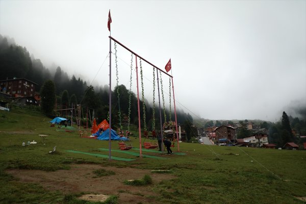 a Ayder Yaylası'nda salıncak sorunu ortadan kalktı