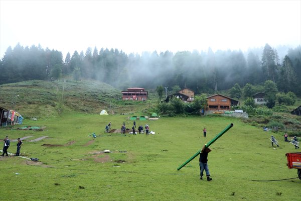 a Ayder Yaylası'nda salıncak sorunu ortadan kalktı