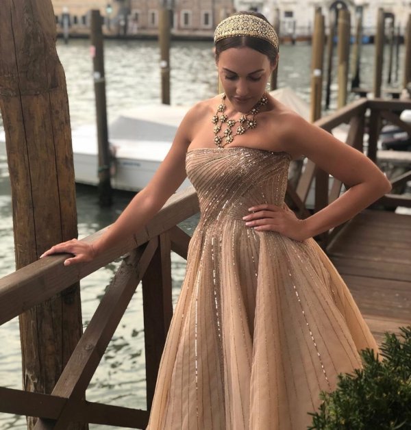 Meryem Uzerli Venedik’te