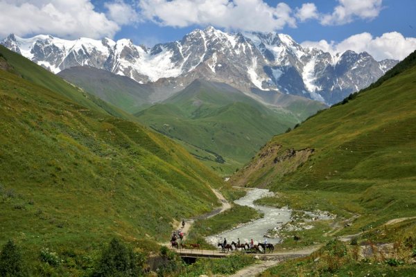 200 Orta Çağ kule evi ve şapeli ile tarih kokan Uşguli