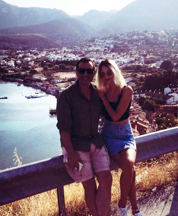 Rafet El Roman'ın yeni aşkı