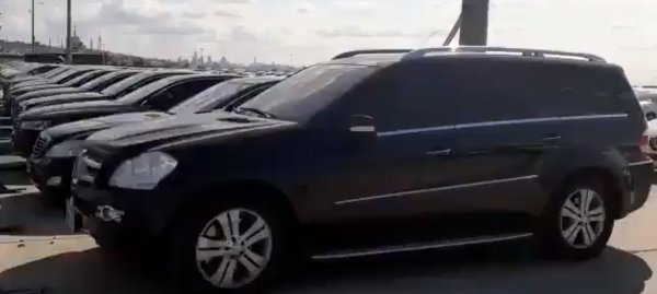 İBB bünyesindeki makam araçları Yenikapı'da