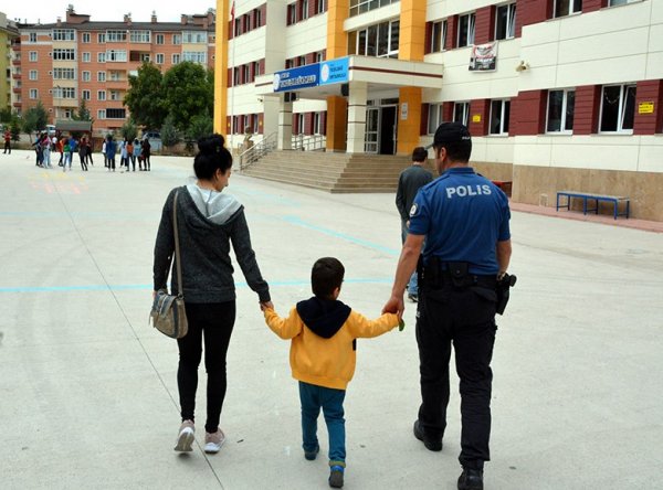 346 okul servisi trafikten men edildi