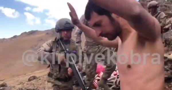 Van'da saklandığı mağaradan çıkarılan PKK'lı terörist