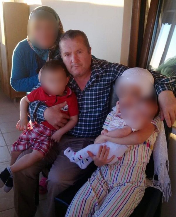 i İstanbul'da babasını kerpetenle öldüren genç yakalandı