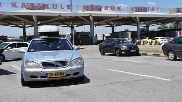 YTB, gurbetçileri yalnız bırakmadı