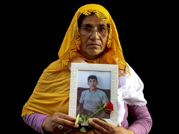 a Diyarbakır'daki ailelerin oturma eylemi 11'inci gününde